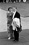 Statsminister Olof Palme och hans fru närvarar vid bröllopet mellan prinsessan Christina och Tord Magnuson i Stockholm den 15 juni 1974.