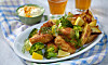 Krispiga fisknuggets med currydipp