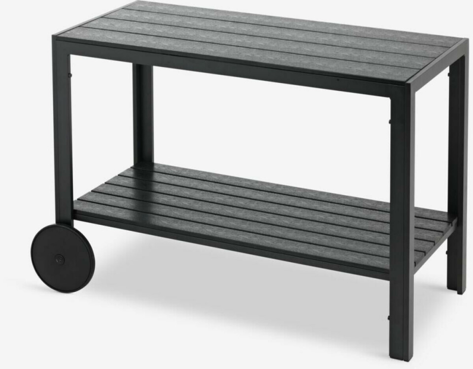 Svart rullvagn med hjul och nedre hylla mot vit bakgrund.
