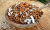 Hemgjord bovetegranola med kokos och papaya