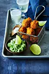 friterade ostbollar med guacamole