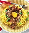 Spaghetti carbonara med gyllene rå äggula