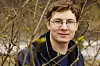 'Allergivaccinationen har verkligen förändrat mitt liv', berättar Niklas Olin. 'Nu längtar jag efter sommaren istället för att se den som en plåga.' Foto: Peter Knutson